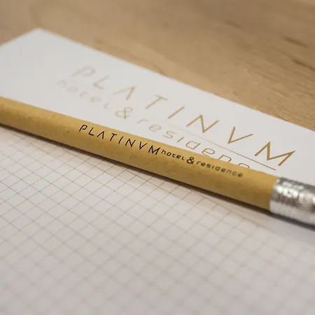 ホテル Platinum Hotel&residence Wilanow 3*