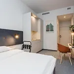 فندق وسكن بلاتينيوم فيلانوف 3*